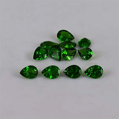 Natural 7x5x3.4mm Faceted Pear Chrome Diopside