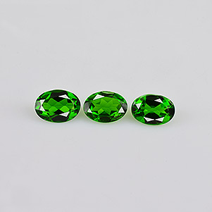 Natural 7x5x3.10mm Faceted Oval Chrome Diopside