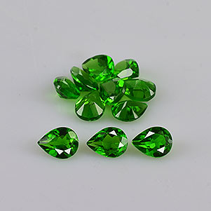 Natural 4x3x2mm Faceted Pear Chrome Diopside