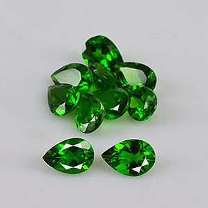 Natural 6x4x2.8mm Faceted Pear Chrome Diopside