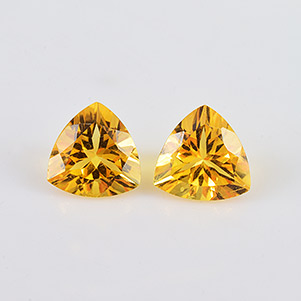 Natural 8x8x5mm Faceted Triangle Citrine