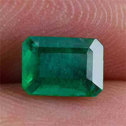 Natural 6.9x4.9x2.8mm Faceted Octagon Emerald