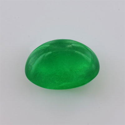 Natural 7.1x5.1x4.3mm Cabochon Oval Emerald