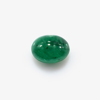 Natural 8.2x6.1x4.9mm Cabochon Oval Emerald