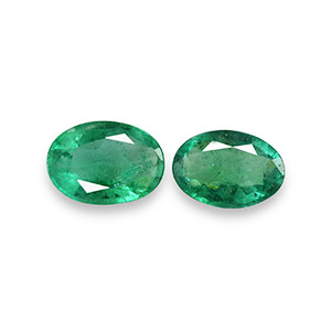 Natural 7x5x2.9mm Faceted Oval Emerald