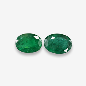 Natural 7x5x3.2mm Faceted Oval Emerald