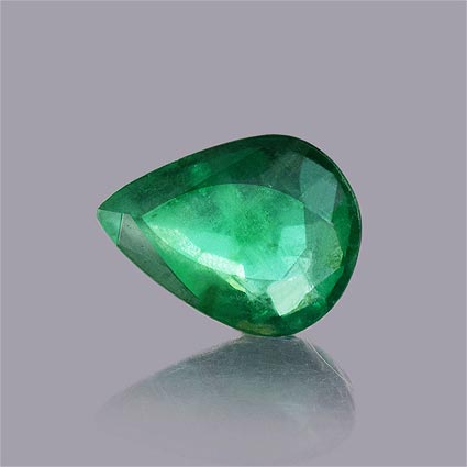 Natural 8.2x6.2x2.9mm Faceted Pear Emerald