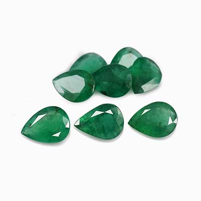 Natural 8x6x3.5mm Faceted Pear Emerald