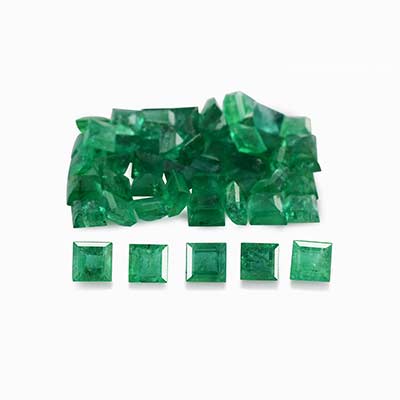 Natural 3x3x2.2mm Faceted Square Emerald