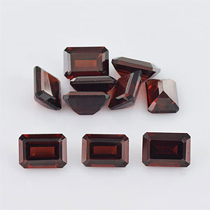 Natural 7x5x3.4mm Faceted Octagon Garnet