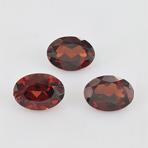 Natural 7x5x3mm Faceted Oval Garnet