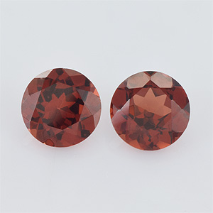 Natural 6x6x3.6mm Faceted Round Garnet