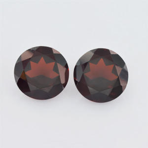 Natural 8x8x4.5mm Faceted Round Garnet