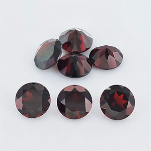 Natural 10x10x5.7mm Faceted Round Garnet