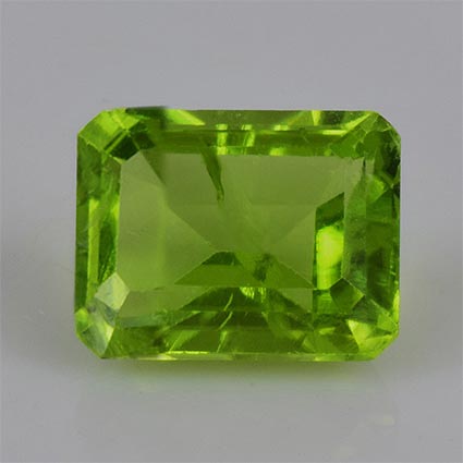 Natural 10x8.10x5.7mm Faceted Octagon Peridot