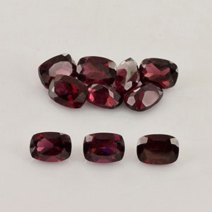 Natural 7x5x3.7mm Faceted Cushion Rhodolite Garnet