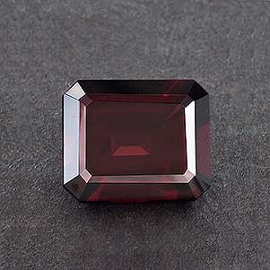 Natural 12x10x6.4mm Faceted Octagon Rhodolite Garnet