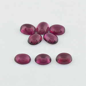 Natural 9x7x3.9mm Cabochon Oval Rhodolite Garnet