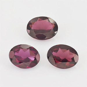 Natural 10x8x3.8mm Faceted Oval Rhodolite Garnet