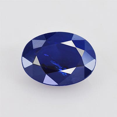 Natural 7.9x5.9x3.2mm Faceted Oval Sapphire