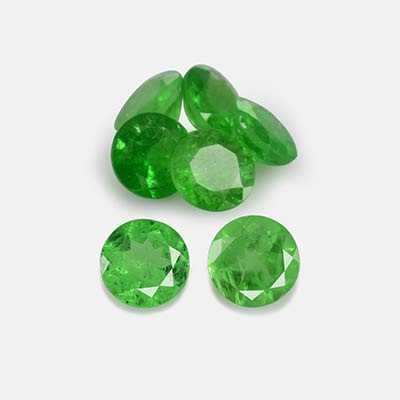 Natural 4.5x4.5x2.6mm Faceted Round Tsavorite Garnet