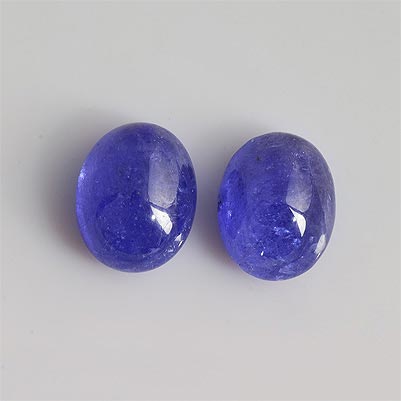 Natural 10x8x5mm Cabochon Oval Tanzanite